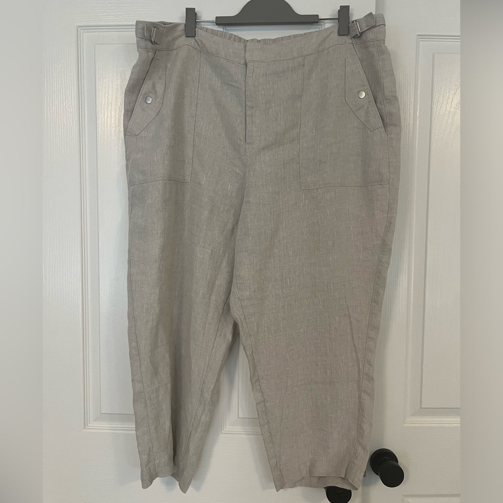 Never worn - Athleta 100% undyed linen Voyager pants. Size 22